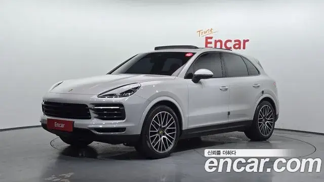Porsche Cayenne 2021 — Photo 10/20