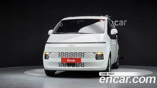Hyundai Staria 2022 — Фото 3/20