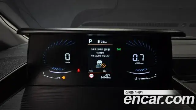 Hyundai Staria 2022 — Фото 8/20