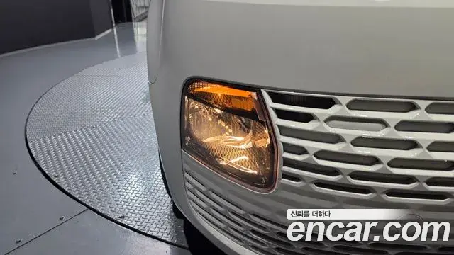 Hyundai Staria 2022 — Şəkil 4/32