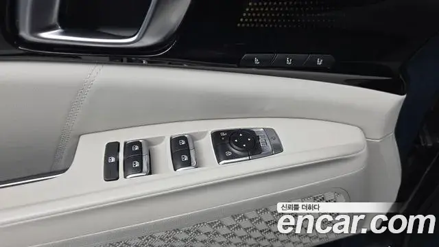 Kia Carnival 2025 — ფოტო 8/34