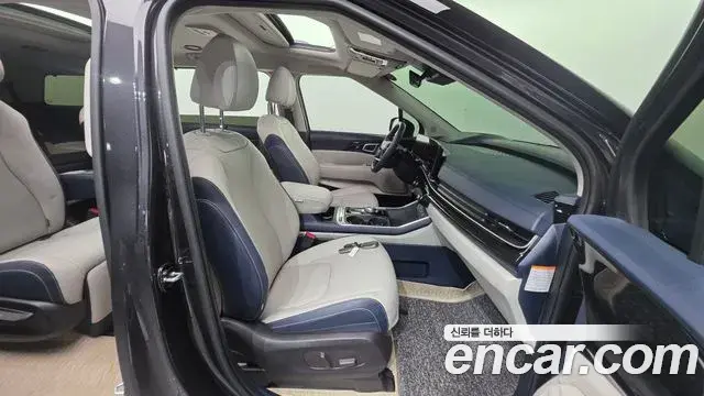 Kia Carnival 2025 — ფოტო 2/34