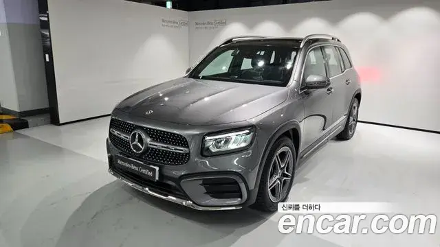 Mercedes-Benz GLB-Class 2025 — Фото 10/20