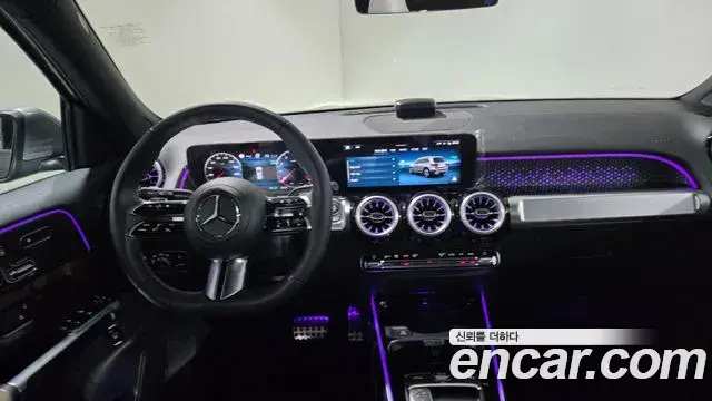 Mercedes-Benz GLB-Class 2025 — Фото 17/20