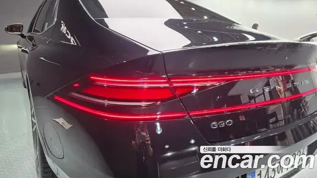 Genesis G90 2022 — Photo 2/34