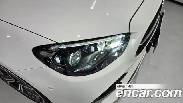 Mercedes-Benz E-Class 2022 — Фото 11/20