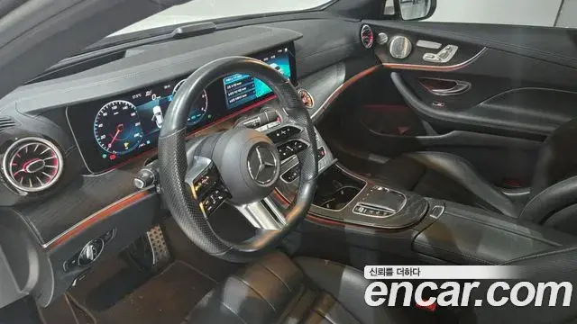 Mercedes-Benz E-Class 2022 — Фото 14/20