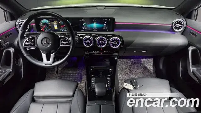 Mercedes-Benz A-Class 2021 — Şəkil 24/30