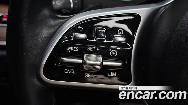 Mercedes-Benz E-Class 2019 — Фото 14/20