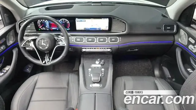 Mercedes-Benz GLE-Class 2025 — Photo 8/37