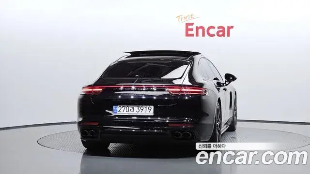 Porsche Panamera 2020 — Photo 7/34