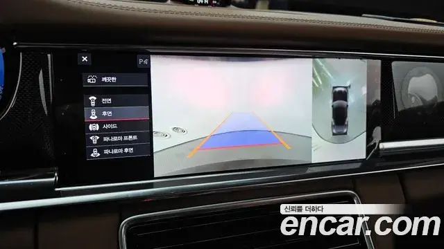 Porsche Panamera 2020 — Photo 18/34