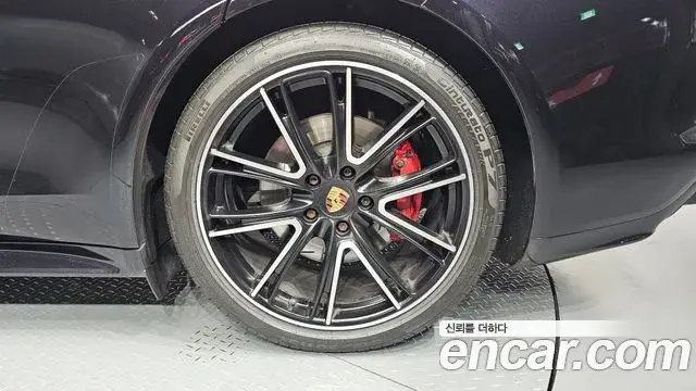 Porsche Panamera 2020 — Photo 32/34