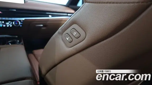 Genesis G80 2023 — ფოტო 12/35