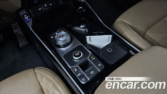 Kia Sorento 2024 — Şəkil 14/39