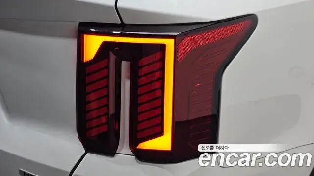 Kia Sorento 2024 — Şəkil 28/39