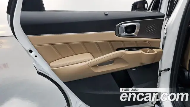 Kia Sorento 2024 — Şəkil 22/39