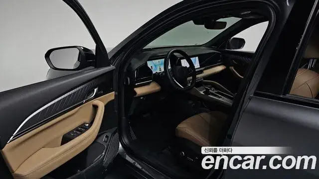 Renault Samsung Grand Koleos 2025 — Photo 2/39