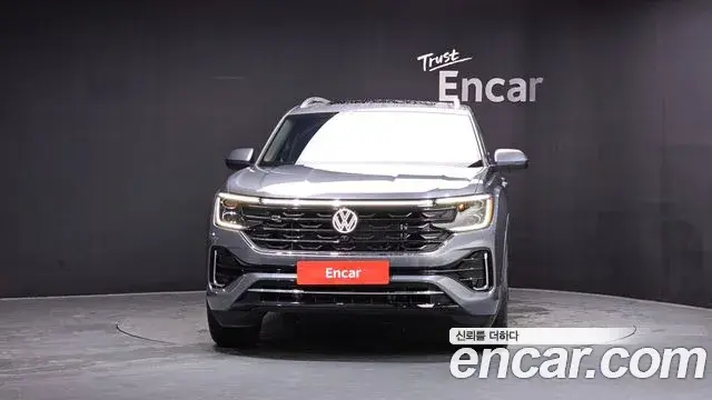 Volkswagen Atlas 2025 — Photo 1/32