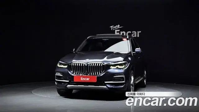 BMW X5 2019 — Фото 3/20