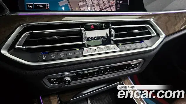 BMW X5 2019 — Şəkil 29/39