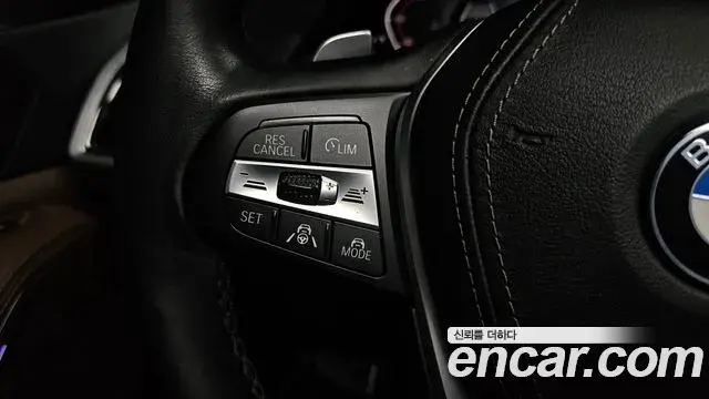 BMW X5 2019 — Şəkil 28/39