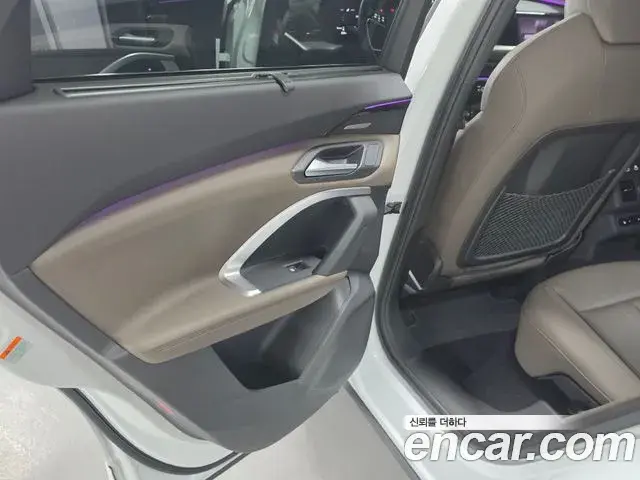Audi Q5 2025 — Фото 12/17