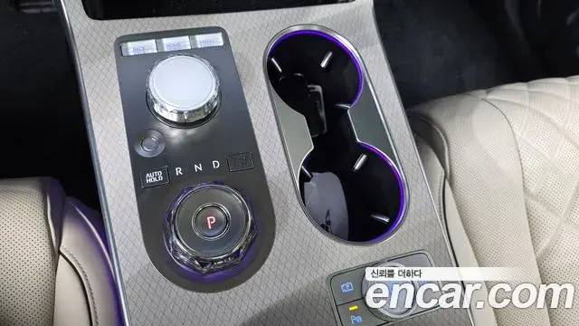 Genesis GV80 2025 — Photo 8/32