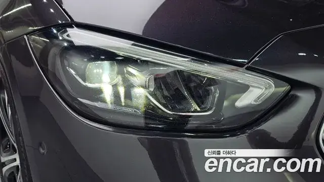 Mercedes-Benz C-Class 2023 — Photo 3/30