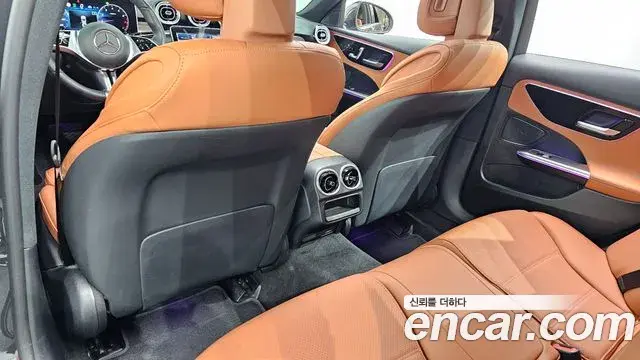 Mercedes-Benz C-Class 2023 — Photo 20/30
