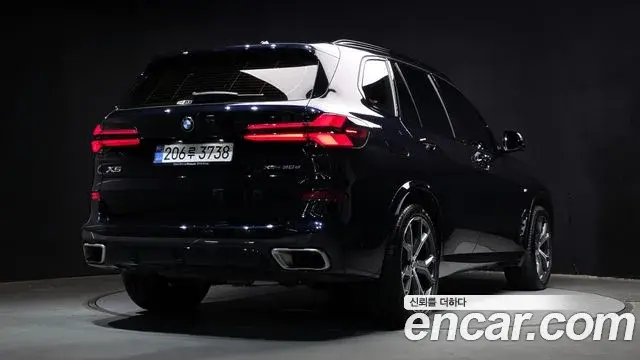 BMW X5 2026 — Фото 2/20