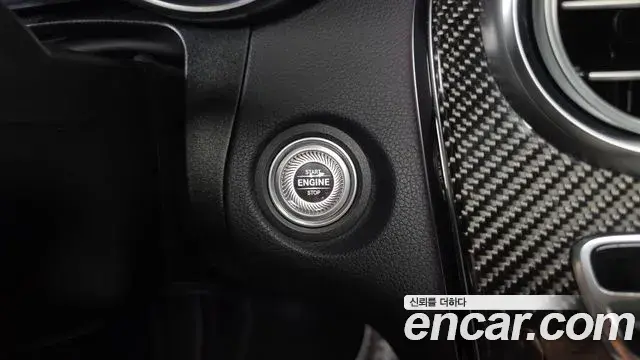Mercedes-Benz GLC-Class 2022 — Photo 16/20