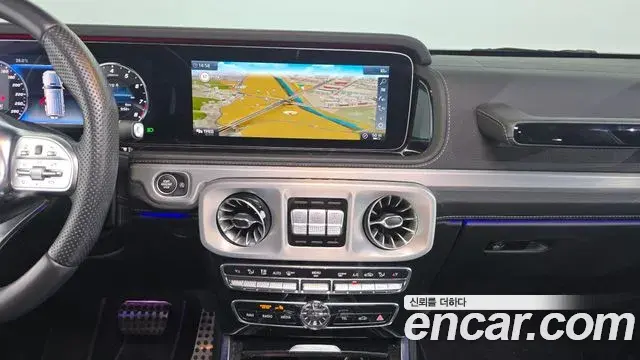 Mercedes-Benz G-Class 2020 — Фото 11/20