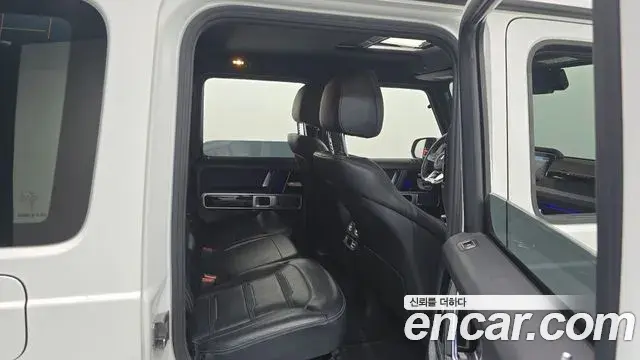 Mercedes-Benz G-Class 2020 — Фото 18/20