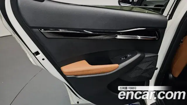 Kia Seltos 2022 — ფოტო 3/34