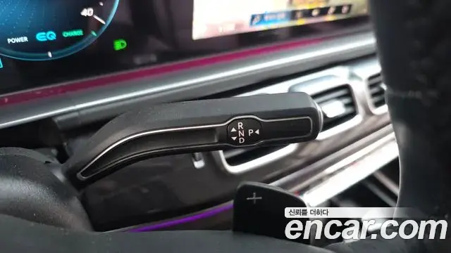 Mercedes-Benz GLE-Class 2023 — Photo 29/31