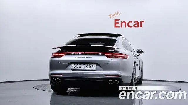 Porsche Panamera 2018 — Фото 4/20