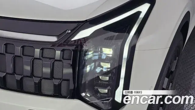 Kia Sportage 2025 — Şəkil 27/34