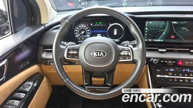 Kia Carnival 2021 — Photo 12/20