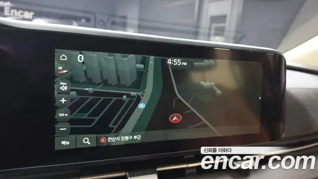 Kia Carnival 2021 — Photo 18/20