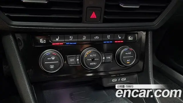 Volkswagen Jetta 2023 — Şəkil 6/20
