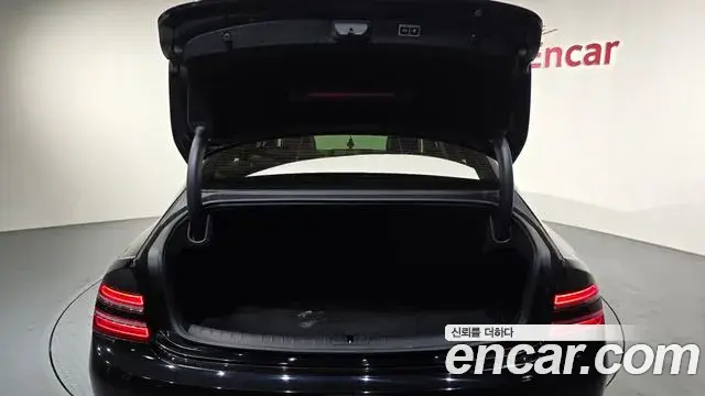 Genesis G80 2020 — Photo 29/30