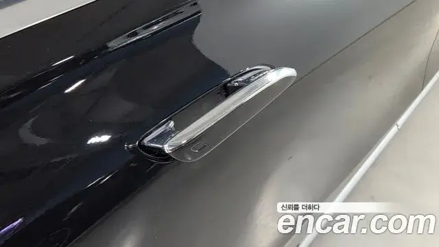 Mercedes-Benz S-Class 2025 — Photo 3/15