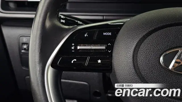 Hyundai Staria 2022 — Photo 14/20