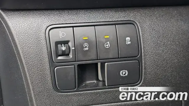 Hyundai Staria 2022 — Photo 16/20