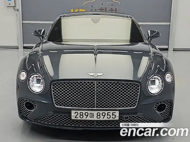 Bentley Continental GT 2020 — ფოტო 9/20