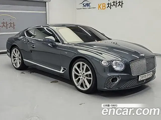 Bentley Continental GT 2020 — ფოტო 6/20