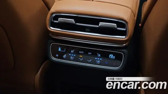 Genesis GV80 2025 — Photo 17/33