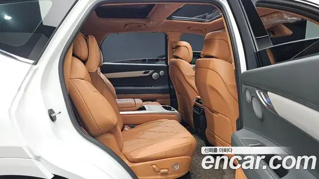 Genesis GV80 2025 — Photo 19/33