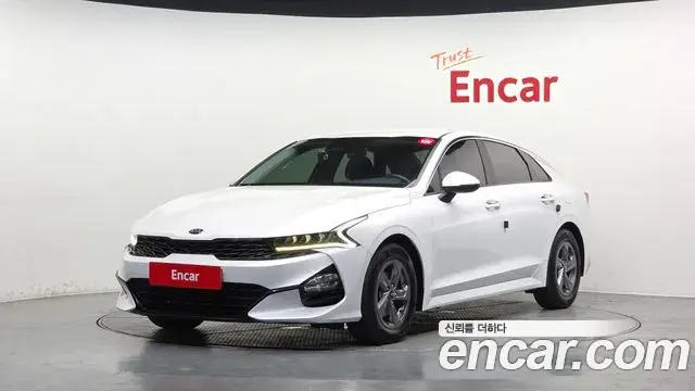 Kia K5 2021 — ფოტო 12/20
